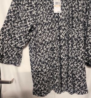 Silent auction pull any 3 items from tray  bundle NO M 50% OFF TOTAL OF 3